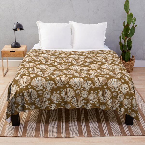 Artikelvorschau, Schokoladenbraune und beige Muscheln entworfen und verkauft von Marymarice.