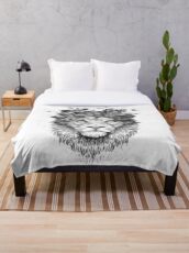 Floral lion (b&w) Throw Blanket