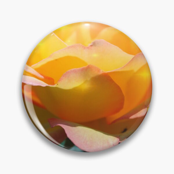 Artikelvorschau, Gorgeous yellow rose flower holiday style. Floral photo art. entworfen und verkauft von naturematters.