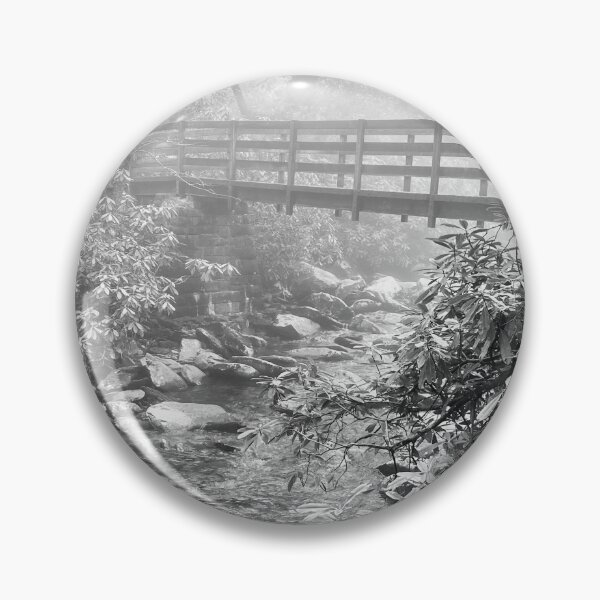 Aperçu de l'œuvre Pont Forestier Noir/Blanc créée et vendue par CharCamp.