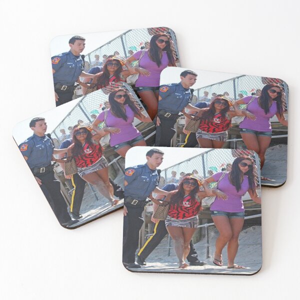 Item preview, Snooki getting arrested on the beach designed and sold by CNCOZ.