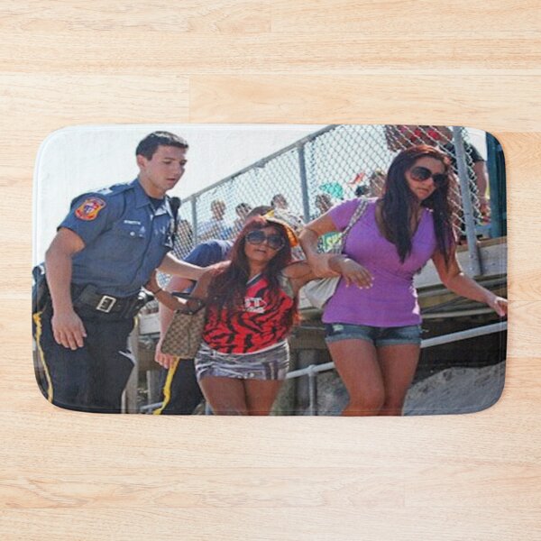 Item preview, Snooki getting arrested on the beach designed and sold by CNCOZ.