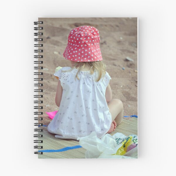 Item preview, Chica del castillo de arena designed and sold by BryanDevon.