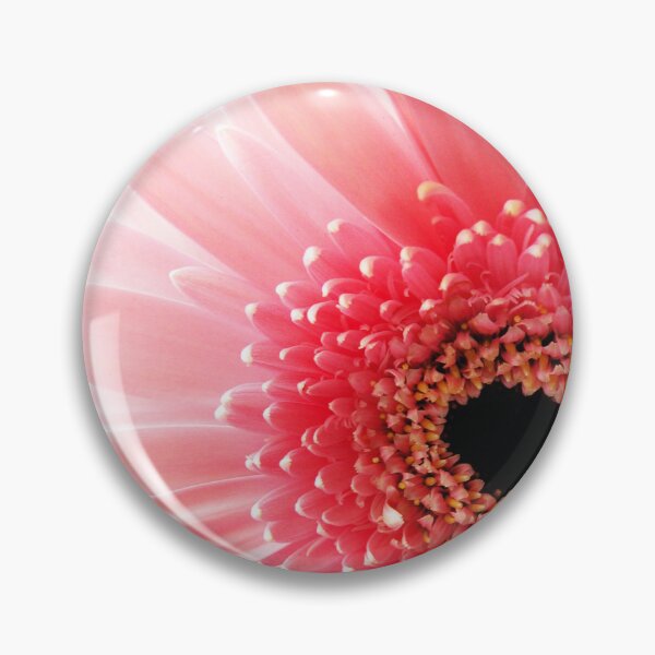 Item preview, Margarita gerbera rosa designed and sold by Dinasworld.
