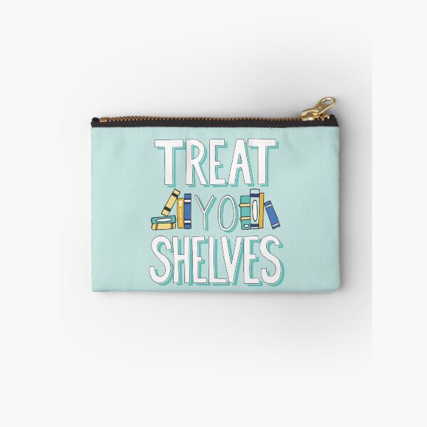 Aperçu de l'œuvre Traiter Yo étagères - Livre Nerd Quote - Blue Yellow créée et vendue par Kit Cronk.
