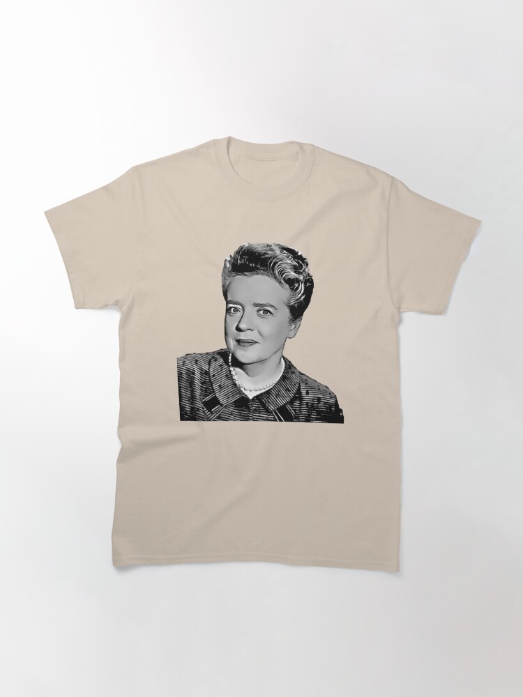 Disover Aunt Bee (The Andy Griffith Show) Classic T-Shirt