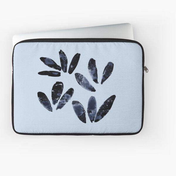 Feuilles 8 twilight Laptop Sleeve