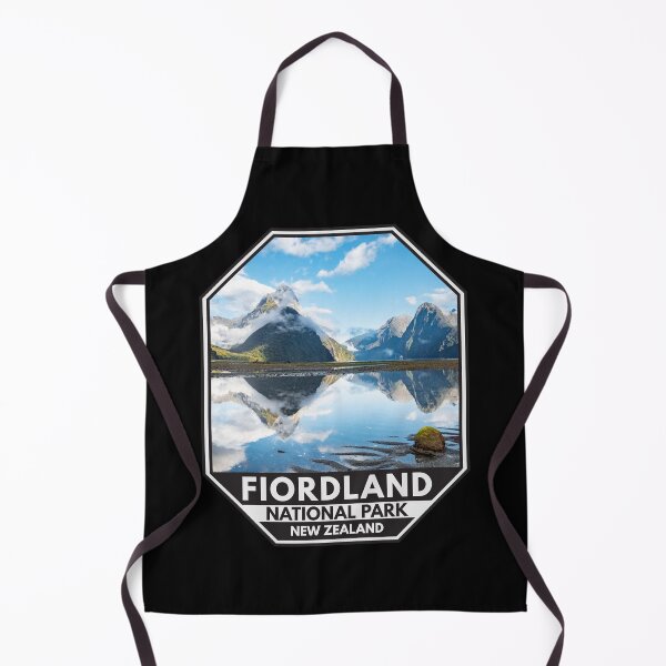 Artikelvorschau, Wappen des Fiordland-Nationalparks in Neuseeland entworfen und verkauft von KrisSidDesigns.