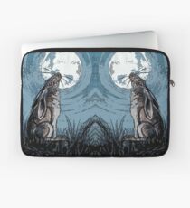 Moon Gazer Hare, Artwork Laptop Sleeve