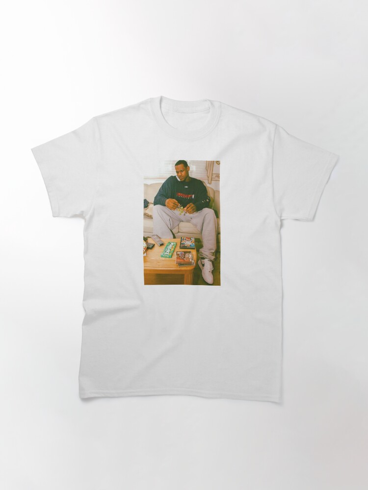 LEBRON JAMES VINTAGE T-Shirt