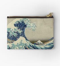 Great Wave T-Shirt - Hokusai Duvet Surfing Kanagawa Mount Fuji Sticker Studio Pouch