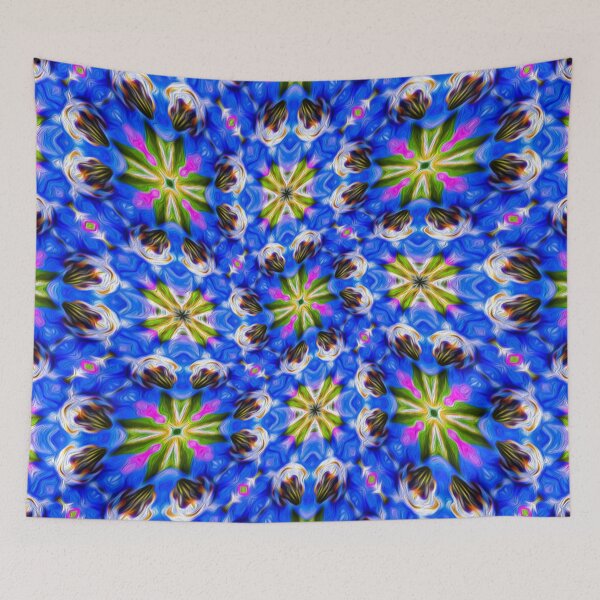 Artikelvorschau, Blaues und rosa Blumenmuster entworfen und verkauft von Patternflower.