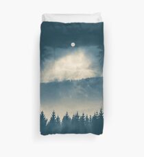 Follow the light Duvet Cover