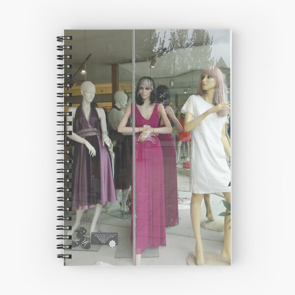 Artikelvorschau, Essex Mannequins II entworfen und verkauft von Richmondie.