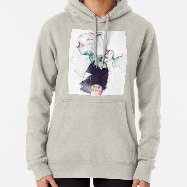 BETTA Pullover Hoodie