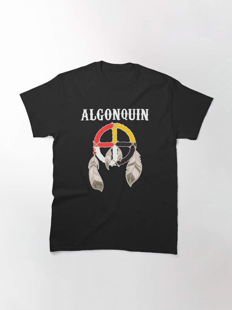 Algonquin Native Tribe Anishinaabeg People Medicine Wheel Classic T-Shirt