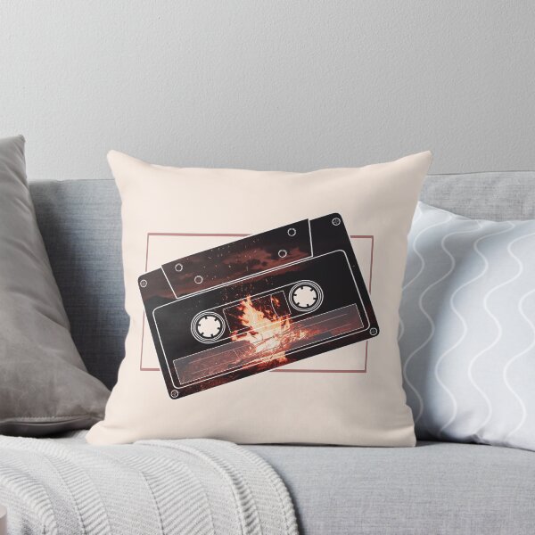 Artikelvorschau, Bonfire Night Mixtape Vintage Kassette entworfen und verkauft von ObsidianDaz.