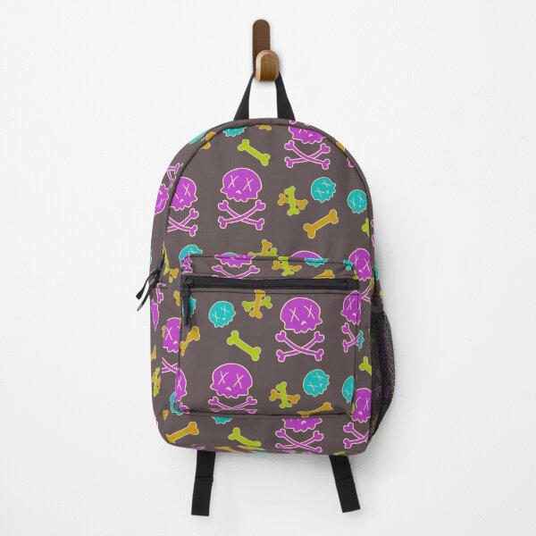 Artikelvorschau, Cutesy Raining Skull Pattern Essential Cotton Candy Farbe entworfen und verkauft von SpaceQueenKee ⭐️⭐️⭐️⭐️⭐️.