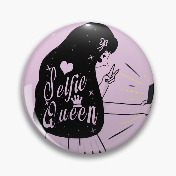 Item preview, Reina de las selfies designed and sold by AAAkiFashion.