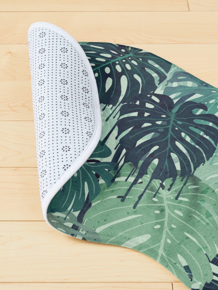 Alternate view of Monstera Melt (in Green) Pet Mat