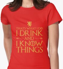 I Know Things Women's Fitted T-Shirt