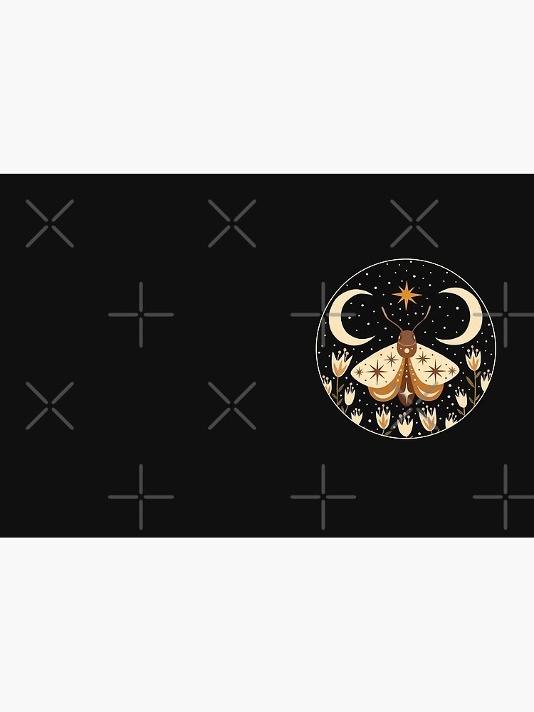 Between two moons by Laorel