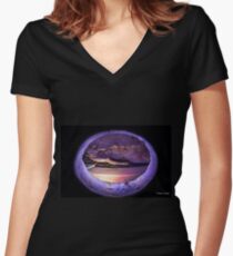 Creation Women's Fitted V-Neck T-Shirt