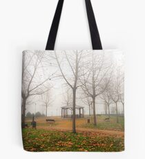 Invierno nebuloso Tote Bag