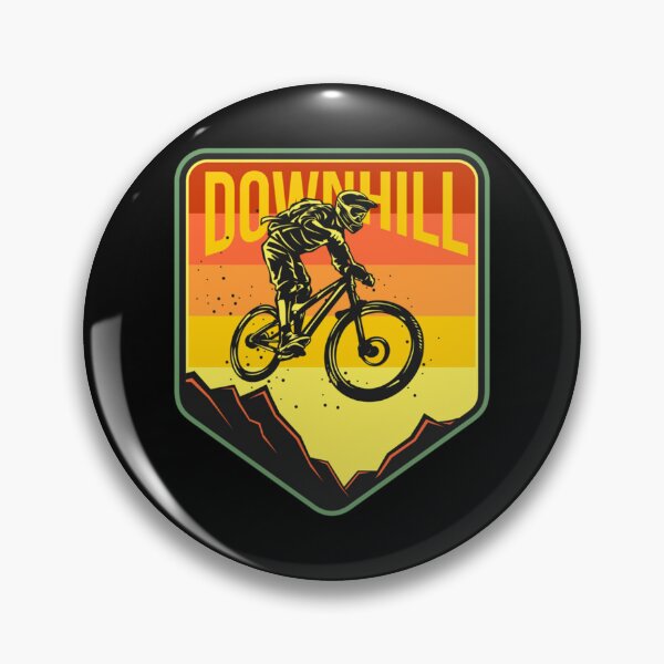 Artikelvorschau, Downhill-Mountainbike-Klassiker-T-Shirt entworfen und verkauft von cmarazdv.