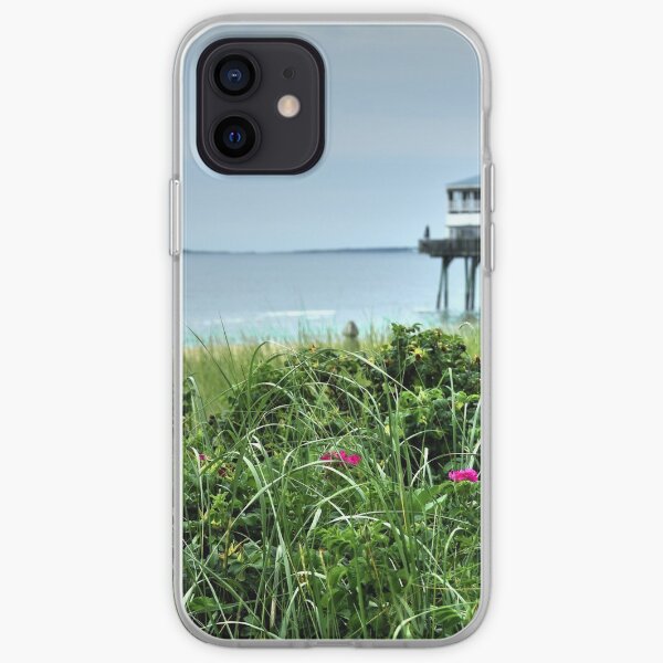 I never promised you a rose garden..... iPhone Soft Case