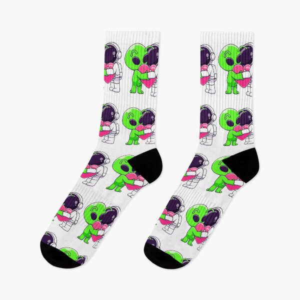 Item preview,  Lindo astronauta y extraterrestre abrazando dibujos animados de amor designed and sold by BEAUTY ⭐⭐⭐⭐⭐.