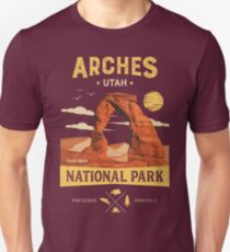 Arches National Park Vintage Utah T Shirt Unisex T-Shirt