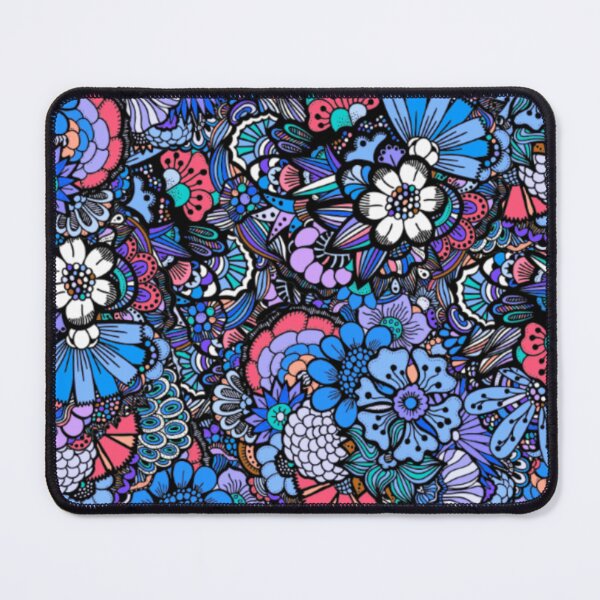 Aperçu de l'œuvre Modèle sans couture bleu fleurs créée et vendue par CreativeMagi.