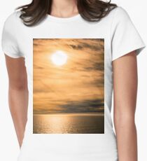Ostsee Tailliertes T-Shirt für Frauen
