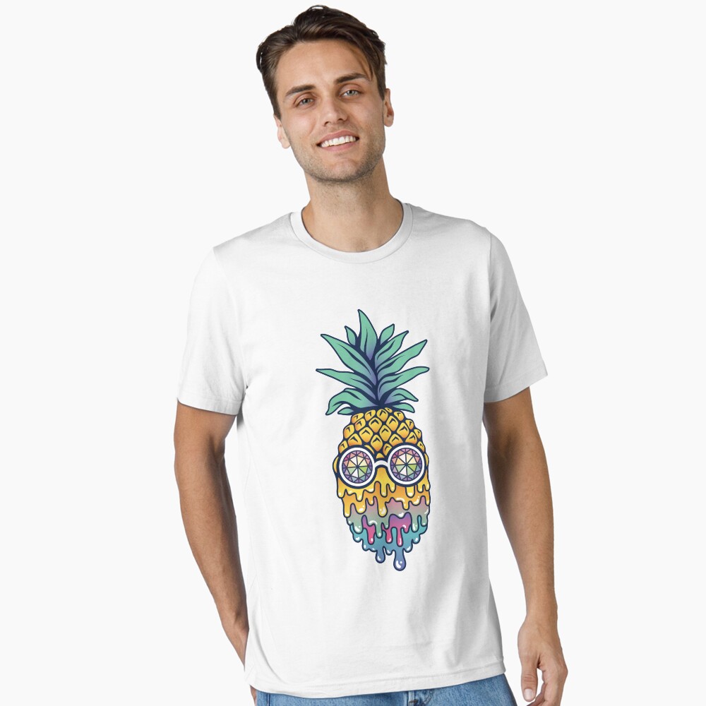 Artikel-Vorschau von Essential T-Shirt, designt und verkauft von mollykpw11.