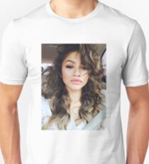 ZENDAYA Unisex T-Shirt