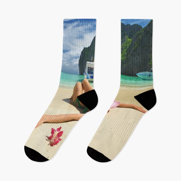 Aperçu de l'œuvre Plage & Bikinis créée et vendue par BeachBikini.