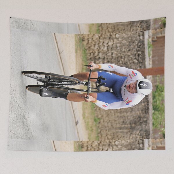 Item preview, 3516 / finition 2022 - 1 - Course Cycliste Poitou-Charente 2022   Okaio Créations  Olavia-Olao fz 2000 designed and sold by o.okaïo.