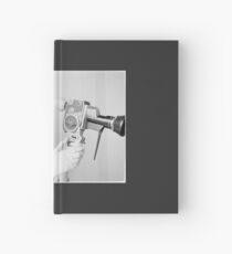 Patti Smith mit einer Videokamera Notizbuch