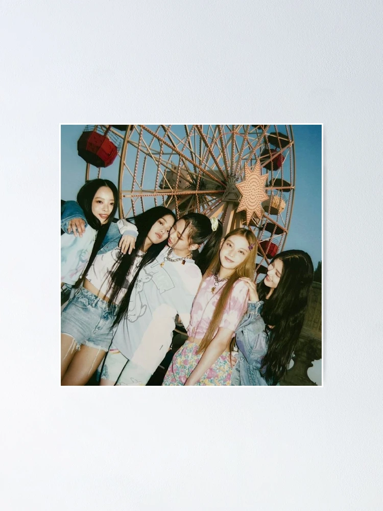 Newjeans ot5 at the amusement park 