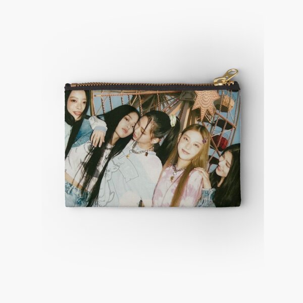 Item preview, Newjeans ot5 at the amusement park  designed and sold by Bubleseok7.