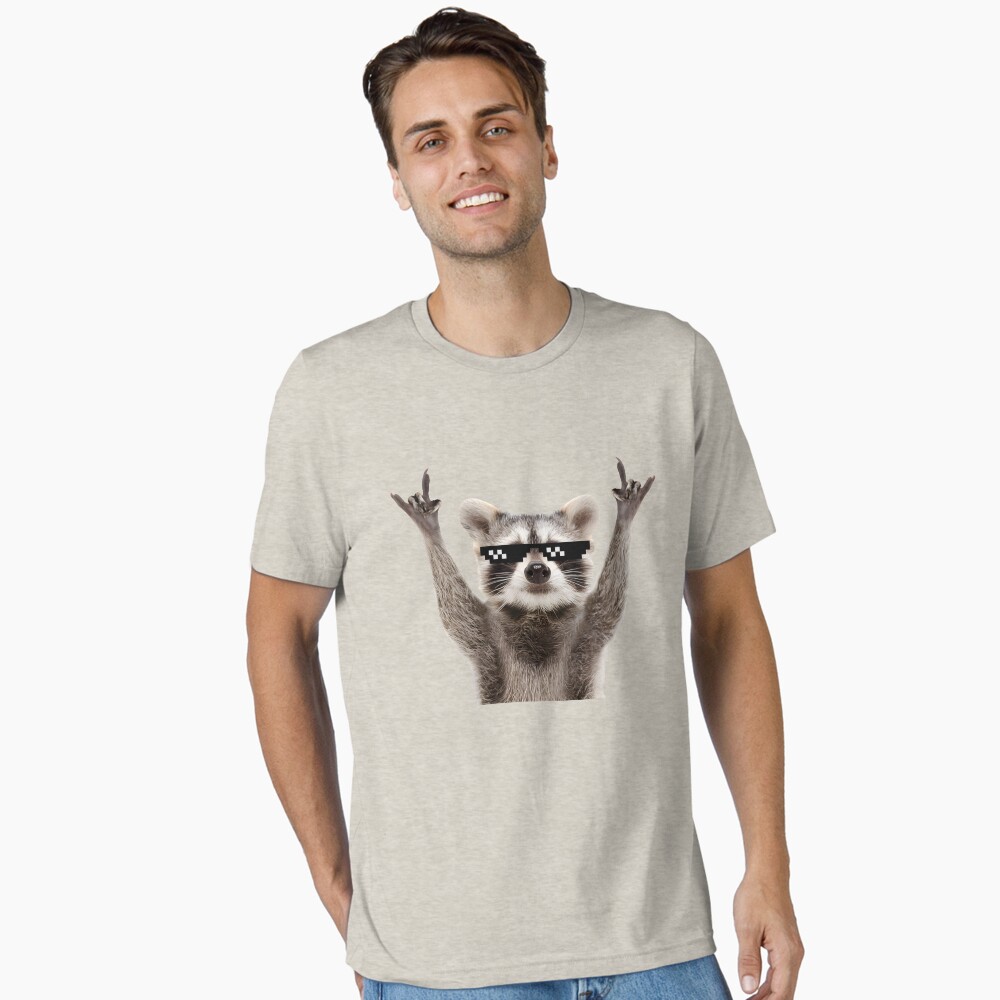 Artikel-Vorschau von Essential T-Shirt, designt und verkauft von stickersworld31.