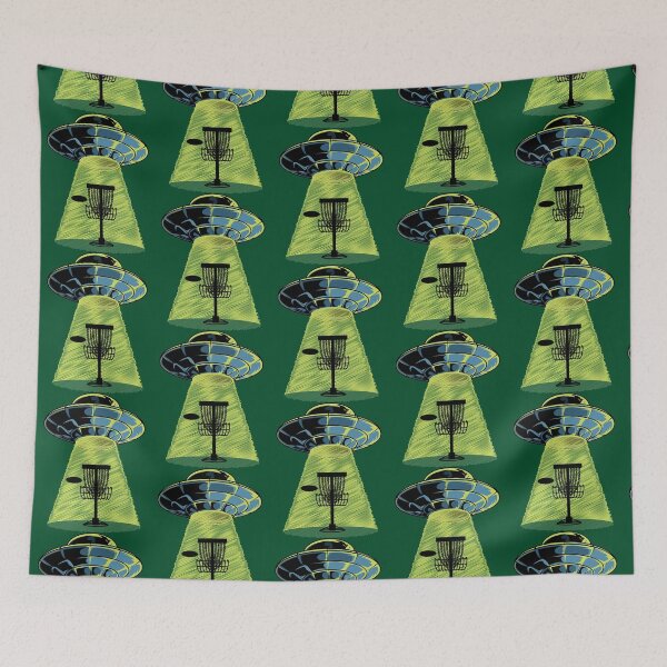 Artikelvorschau, Thema Frisbee discgolf T-Shirt Geschenke des Discgolft-shirts Vintagen Raumschiffalien lustigen entworfen und verkauft von soulsistars.