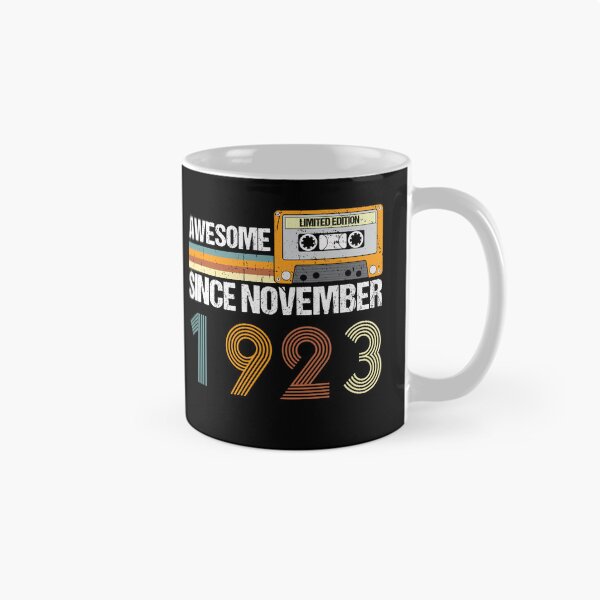 Artikelvorschau, Ehrfürchtig seit November 1923 | Geschenke zum 99. Geburtstag | 99 Jahre alte Geschenke entworfen und verkauft von AMINE ★★★★★.