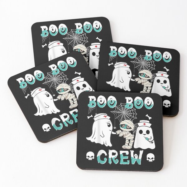Artikelvorschau, Halloween-Boo-Boo-Crew-Krankenschwester-Geist erschrockenes Mama-Zombie-T-Shirt entworfen und verkauft von BrachKlarissa.