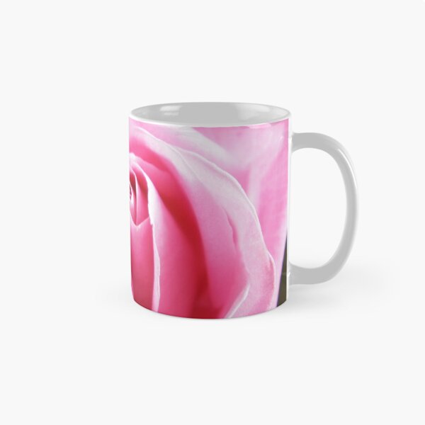 Aperçu de l'œuvre Rose en rose créée et vendue par redhairdangeros.
