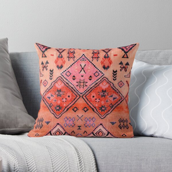 Boho Farmhouse Stylish Oriental Traditional Moroccan Style Artwork Throw Pillow