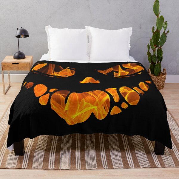 Artikelvorschau, Feuerschädel Halloween, lustiges klassisches T-Shirt Halloweens. entworfen und verkauft von US50.