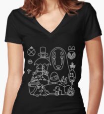 Camiseta entallada de cuello en V Ghibli en negro