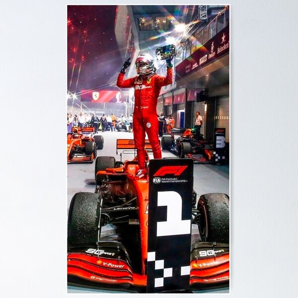 Poster for Sale avec l'œuvre « Scuderia Ferrari - Sebastian Vettel